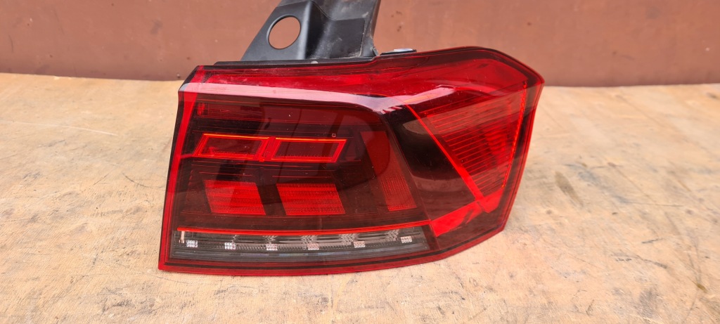 фото №2, Лампа задняя правая led passat b8 lift kombi
