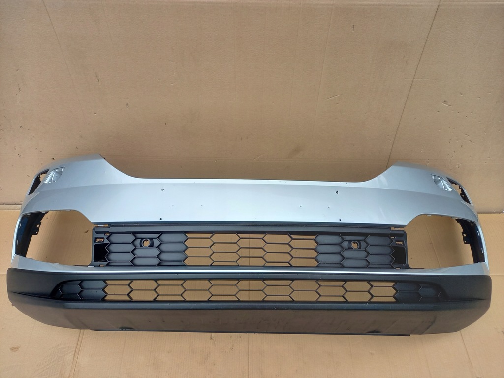 фото №1, Skoda karoq бампер передній решітка оригінал!