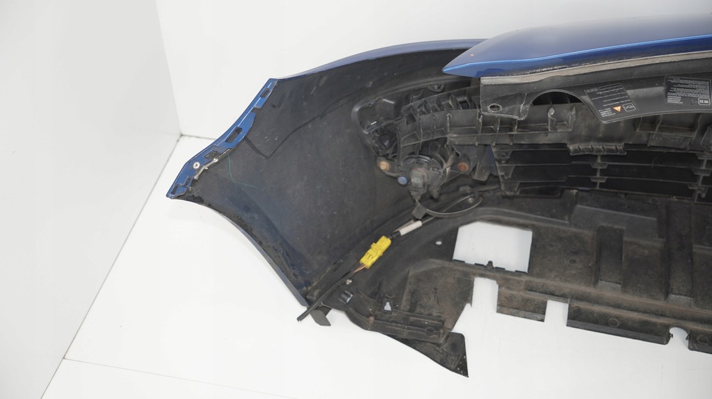 фото №10, Бампер перед передний renault clio iii 05-09r 195 terna