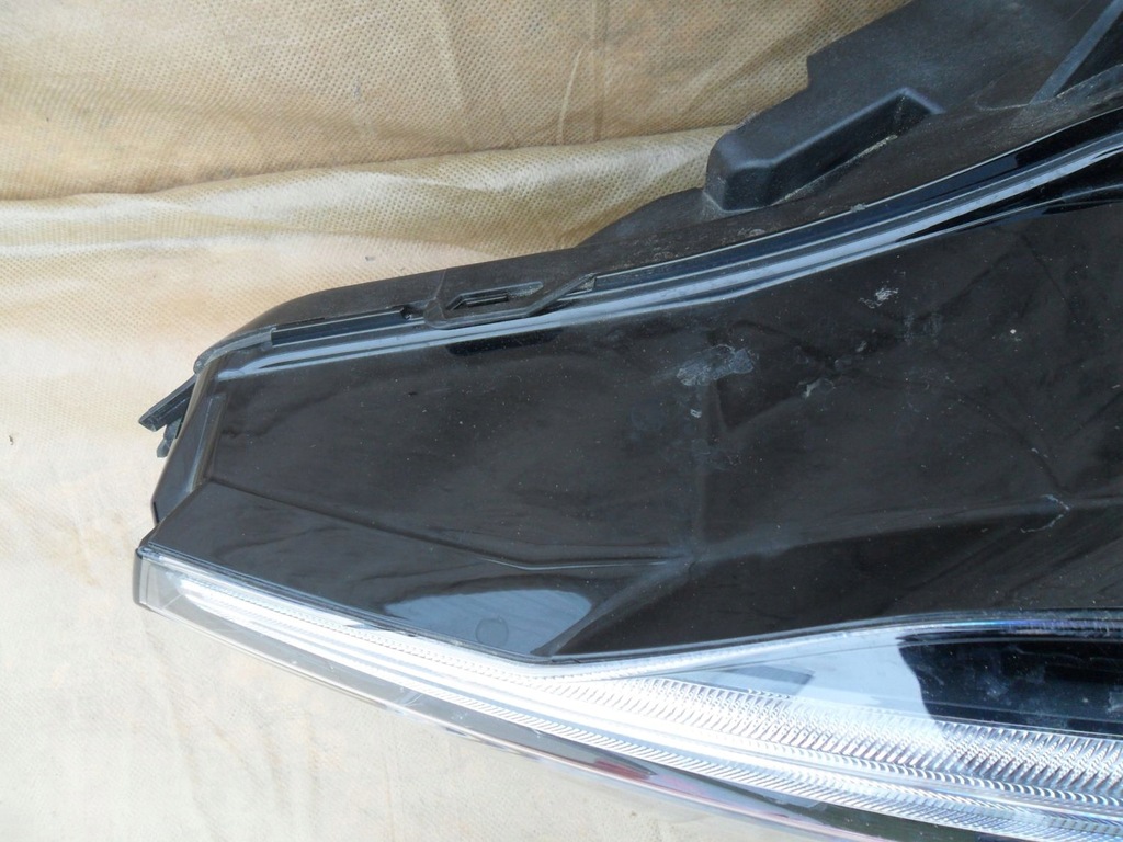 фото №9, Лампа передня ліва polestar ii volvo