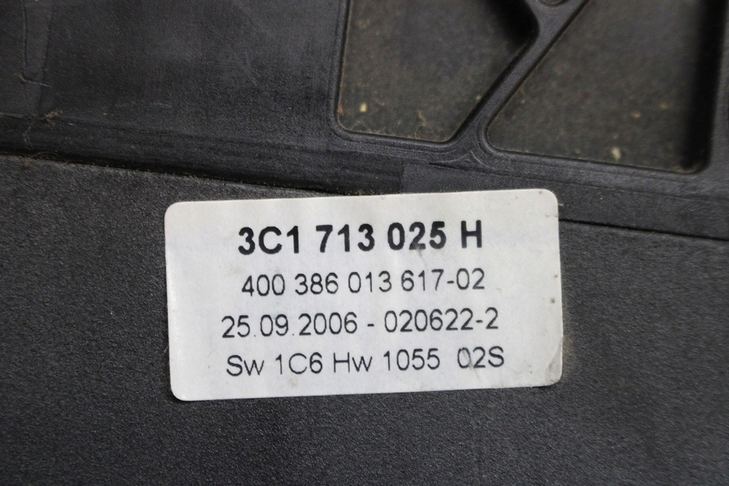 фото №10, Vw passat b6 cc выборщик 3c1713025h автоматической коробки передач 3c1 713 02