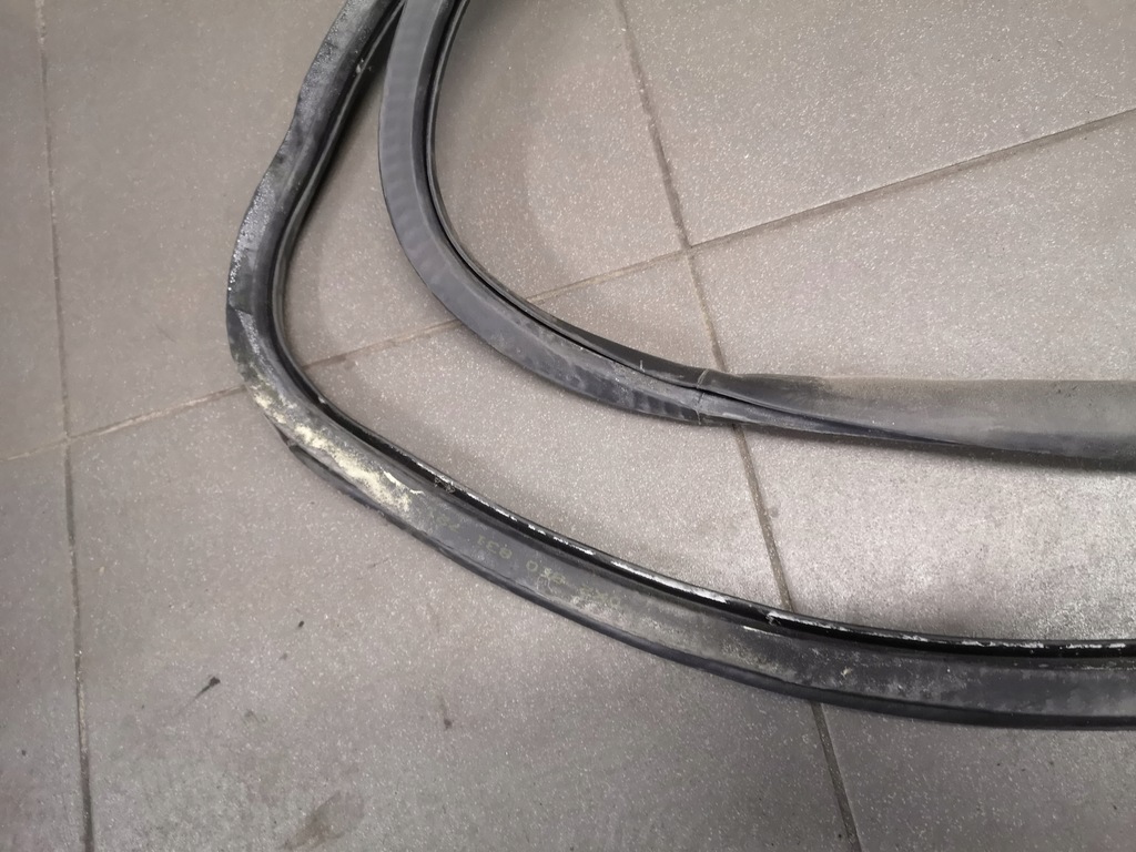 фото №9, Прокладка дверь правый перед audi a4 b6