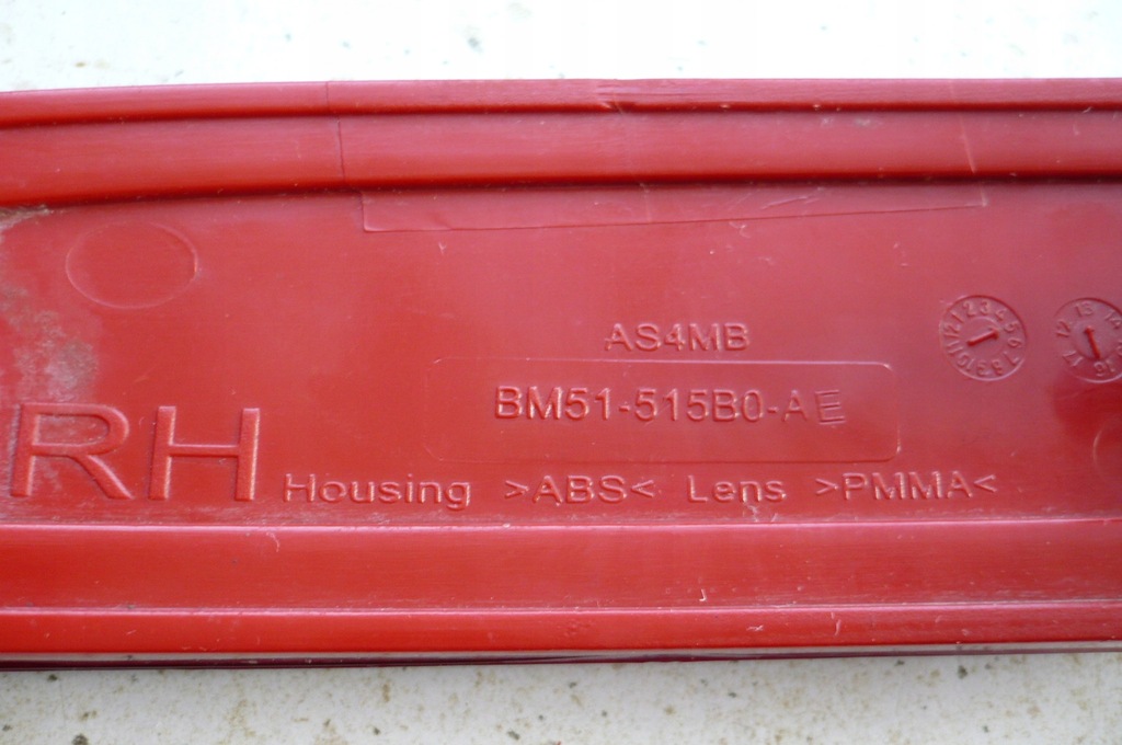 фото №7, Ford focus mk3 отражатель бампера правый задняя kombi