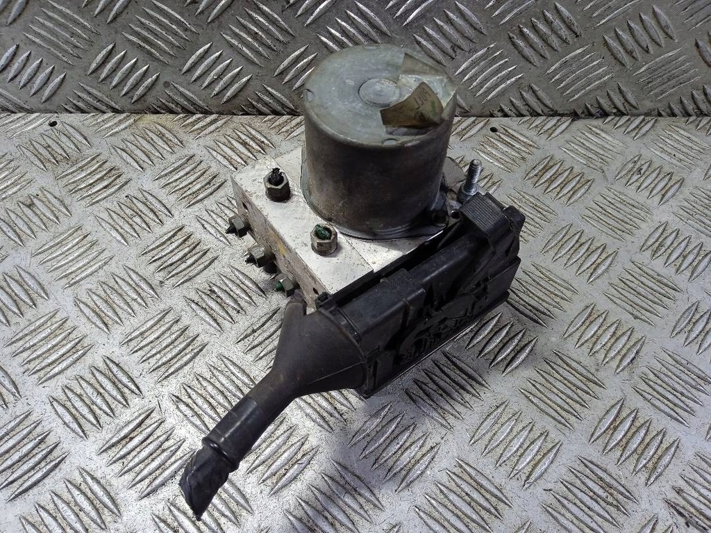 фото №1, Насос abs do renault clio 3 8200890129