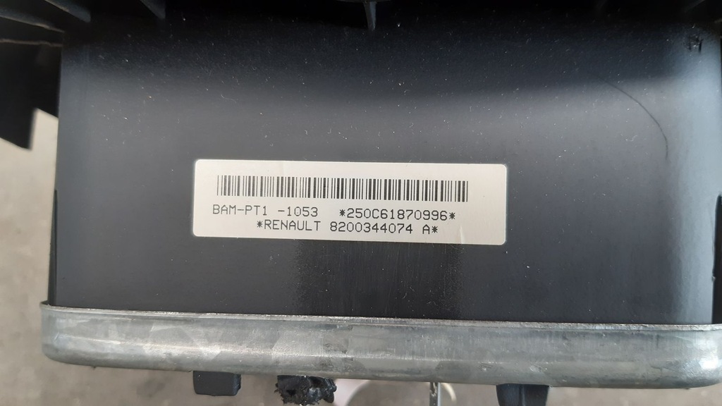 фото №8, Приборная панель консоль подушки безопасности renault clio 3 iii 3d 1,2 16v