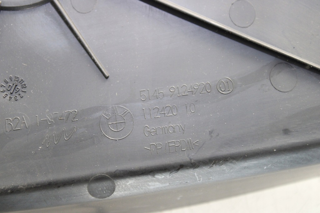 фото №4, Bmw e87 e82 захист панелі панель приладів права 9124920 оригінальний номер