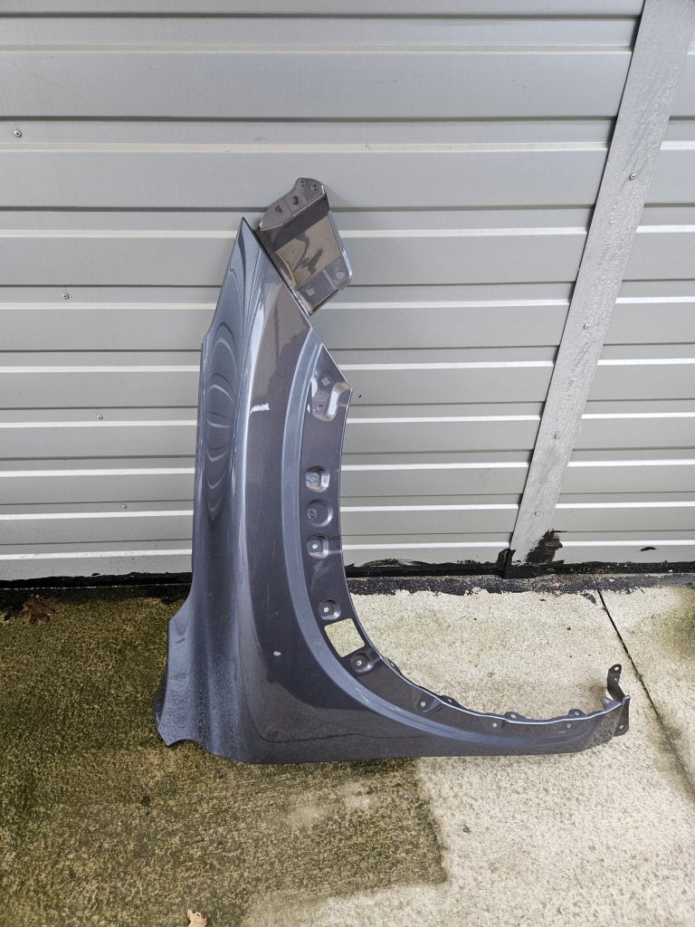 Купити Крила правий перед передній lexus nx 2014- idealny