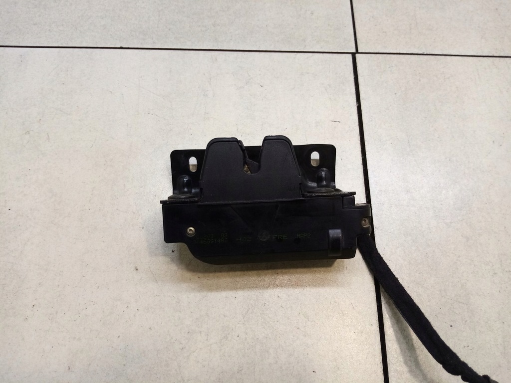 фото №1, Замок скло задній кришки peugeot 206 1.4