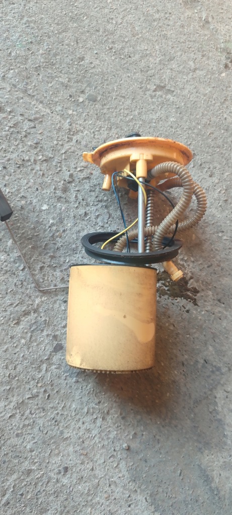 фото №1, Насос топлива audi 2,7 tdi bpp a4 b7 8e0919050p