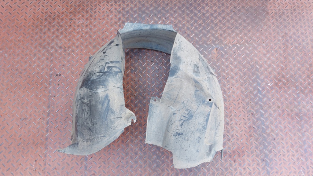 Купити Підкрилок ліве перед volvo s60 v70 04-10