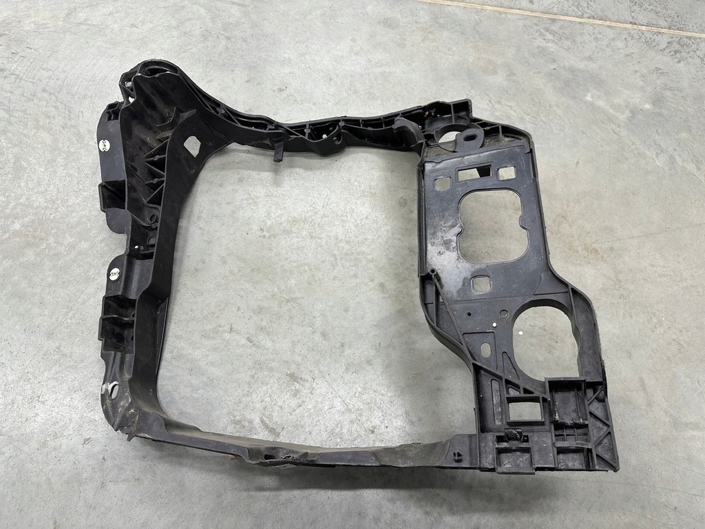 фото №10, Porsche macan 95b панель фары усилитель оригинал 95b805295