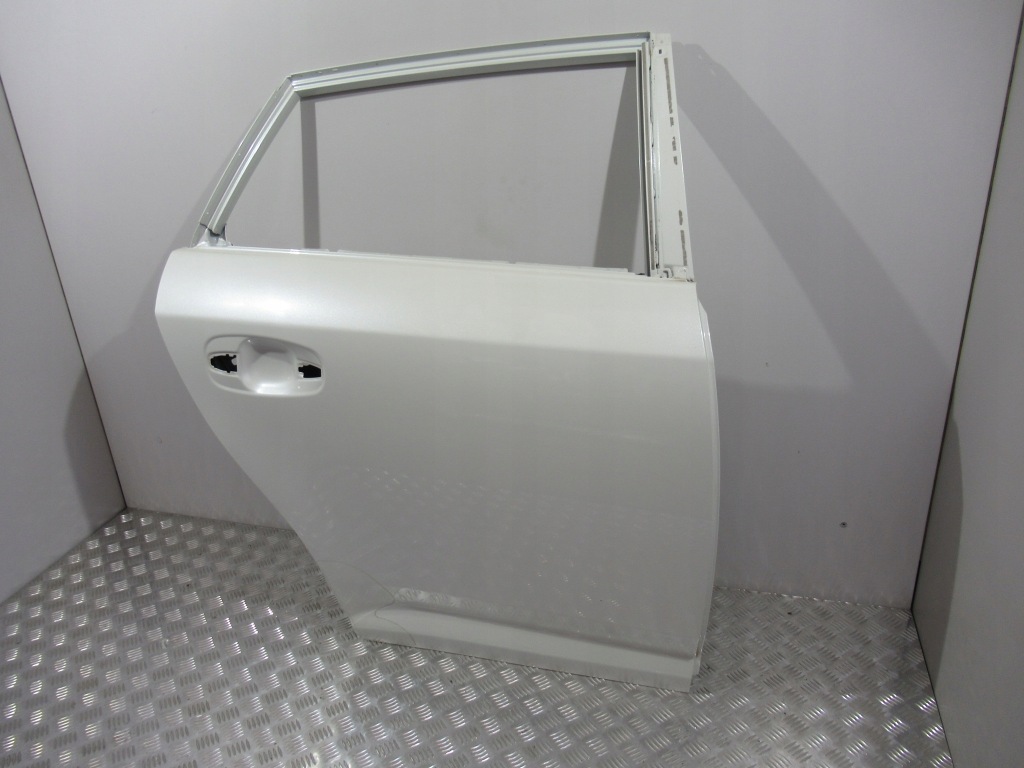 фото №1, Toyota avensis iii t27 двері правий задня