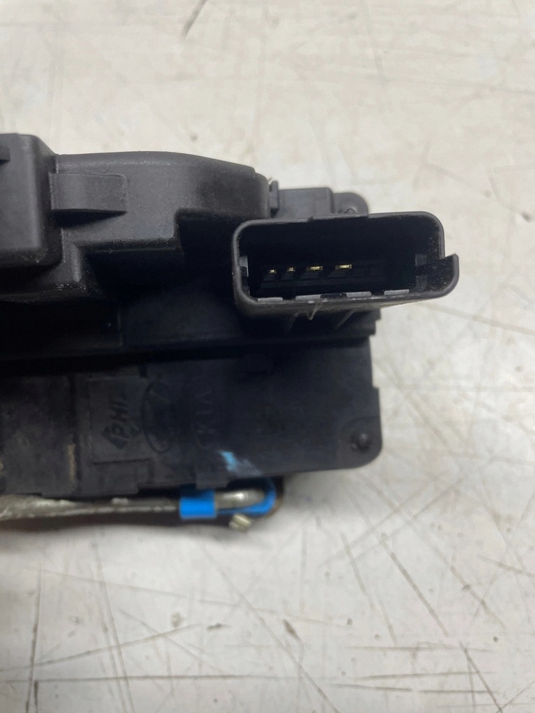 фото №6, Hyundai i20 i 08- замок дверь правый перед 81320-1j030 81320-1j020