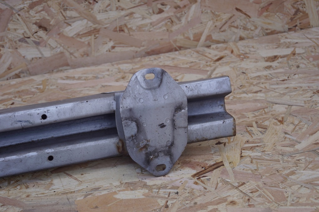 фото №11, Балка бампера задня toyota corolla verso ii