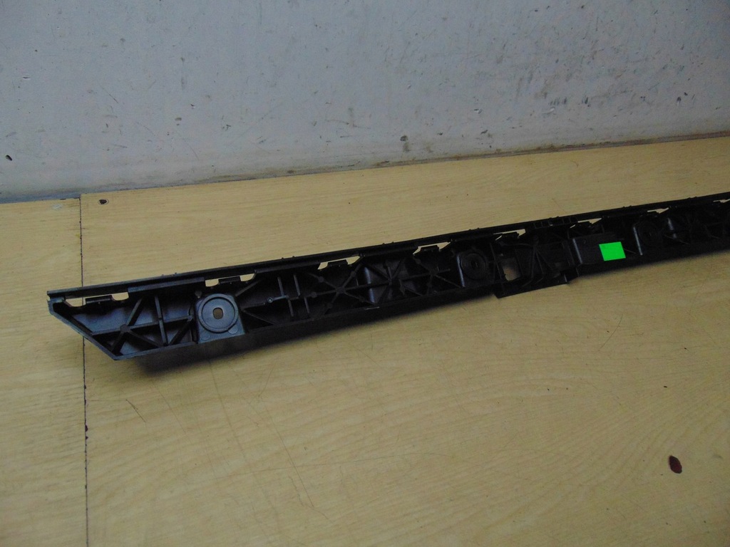 фото №13, Направляющая бампера задняя audi a1 82a 82a807863 новый