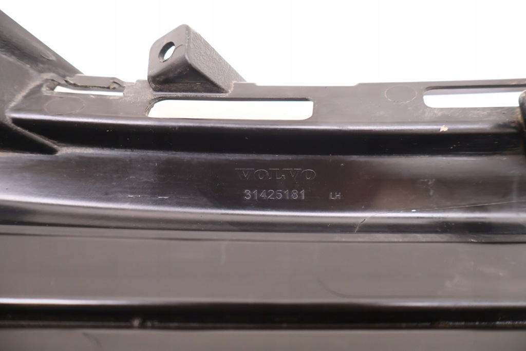 фото №5, Volvo xc60 ii решітка бампера лівий перед 31425181
