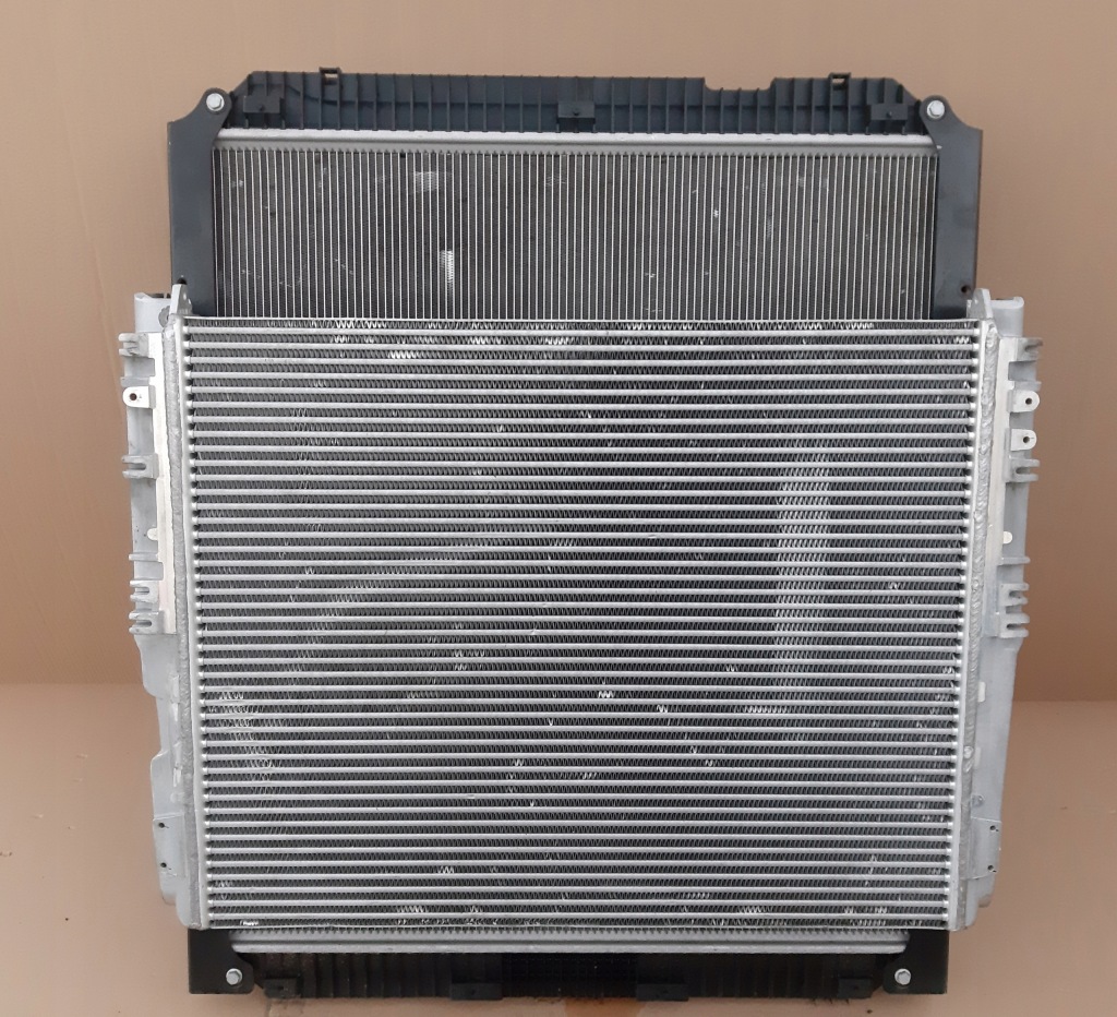 Mercedes-benz оригинальный номер a9605000002 радиатор, система охлаждение двигателя Киев