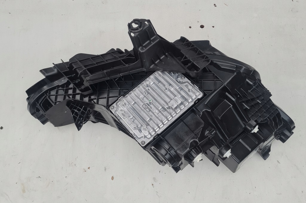 фото №12, Volvo ex-30 ex30 ліва лампа full led 80000401