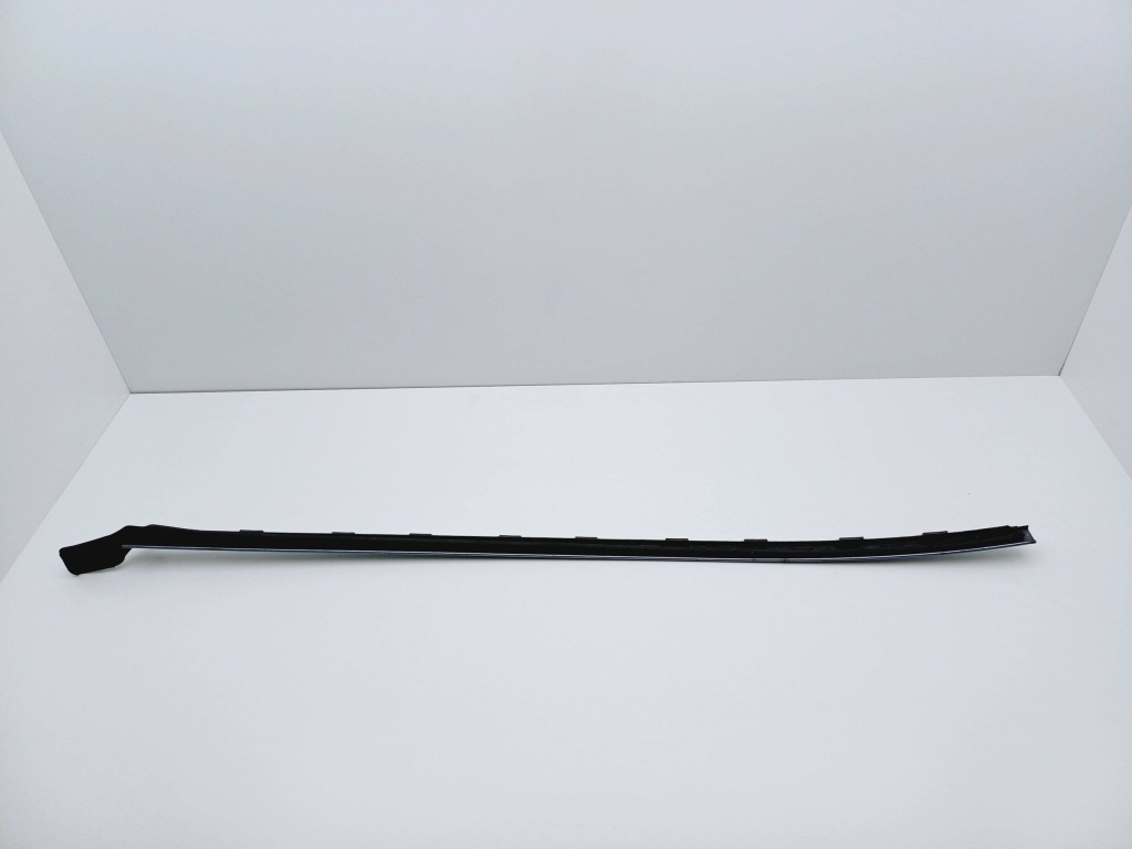 Молдинг стекло лобовое левый перед opel signum lak.z163 000076556 nr205 с Разборки