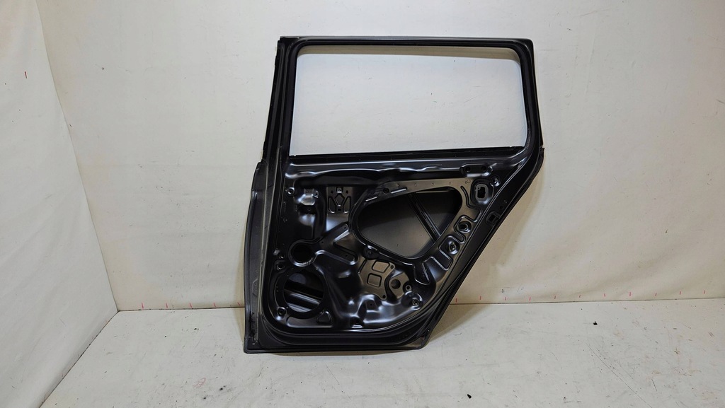 фото №11, Vw passat b8 дверь правый задняя 3g9833312g оригинал