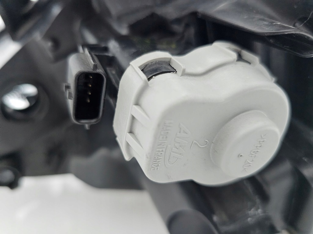 фото №10, Оригинальный фара mazda cx5 ii full led 7 pinów правая