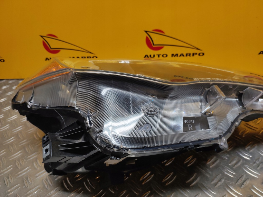 фото №13, Фара левый toyota rav 4 iv