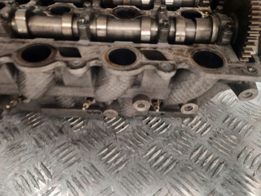 фото №6, Volvo xc60 i v60 s60 ii s80 v70 2.4 d5244t15 головка циліндрів вали kpl