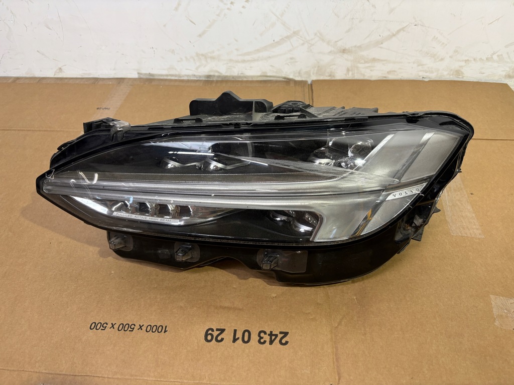 фото №1, Volvo s90 v90 лампа левая передняя левый перед full led mid 32228676