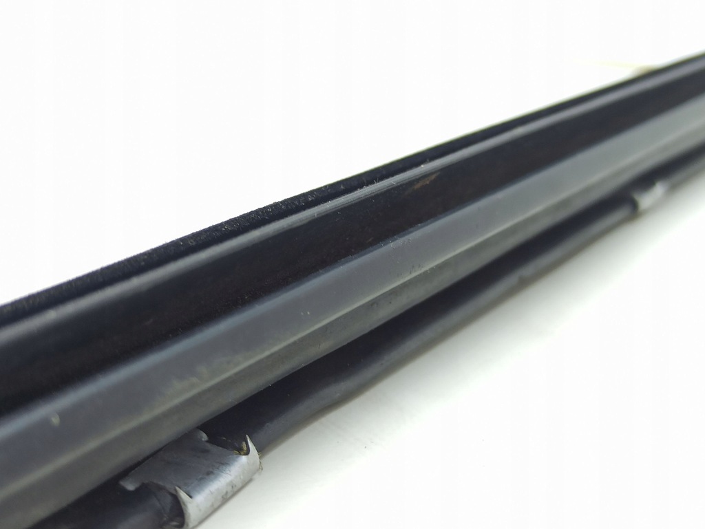 фото №6, Прокладка стекло дверь передних правая сторона mercedes-benz s w140