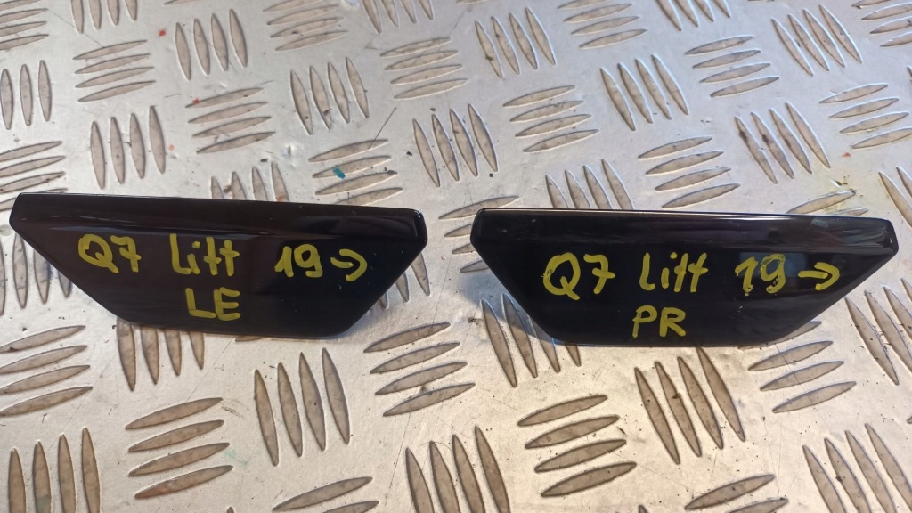 фото №1, Права заглушка розпилювача audi q7 lift s-line 2019-