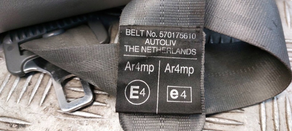 фото №3, Pas безпеки правий перед volvo s40 v40 i