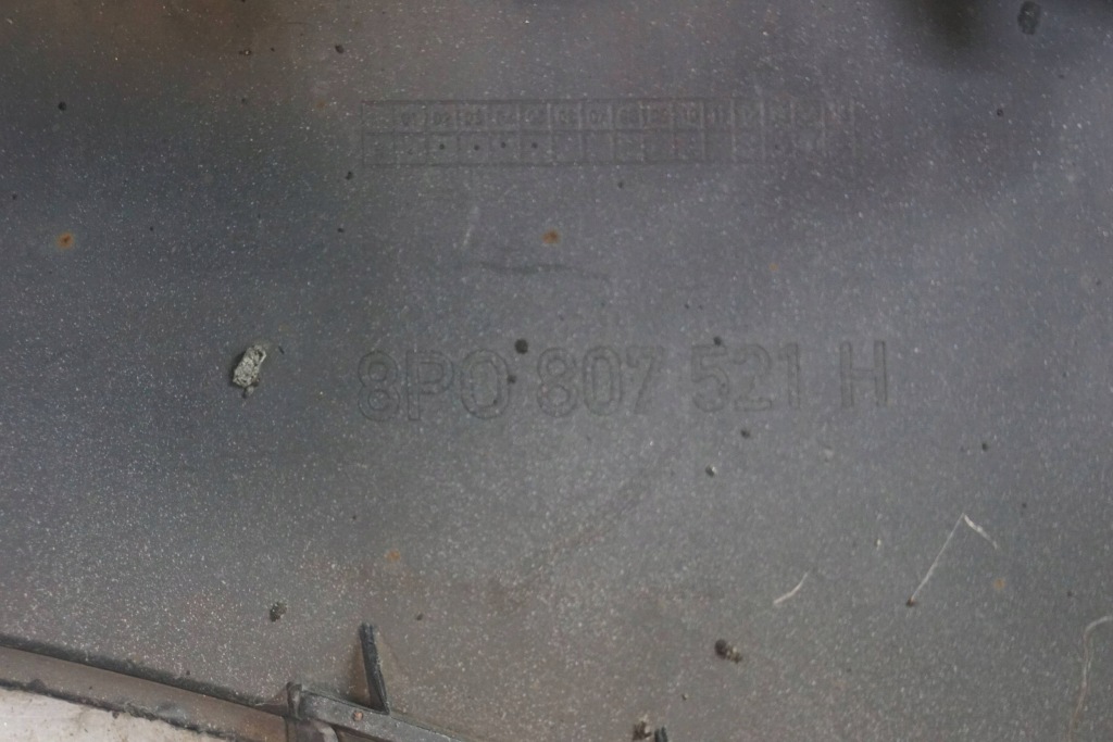 фото №13, Audi a3 8p s-line накладка бампера диффузор 8p0807521h dz87