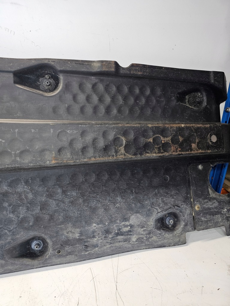 фото №6, Защита подвеска левая audi a3 8p 1k0825211e