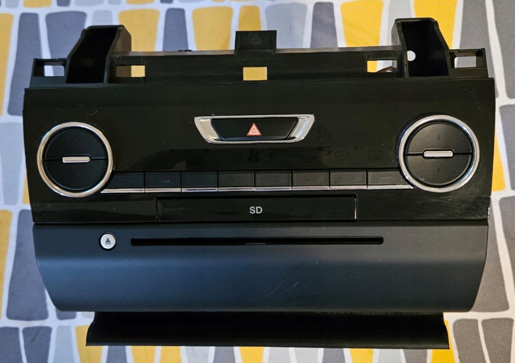 фото №1, Maserati ghibli радио навигация считыватель оригинальный номер 06700310580