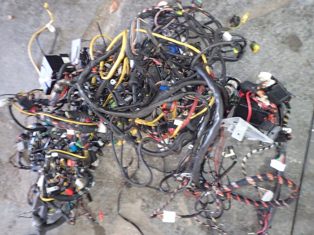 фото №3, Ferrari f360 modena електропроводка електрична джгут