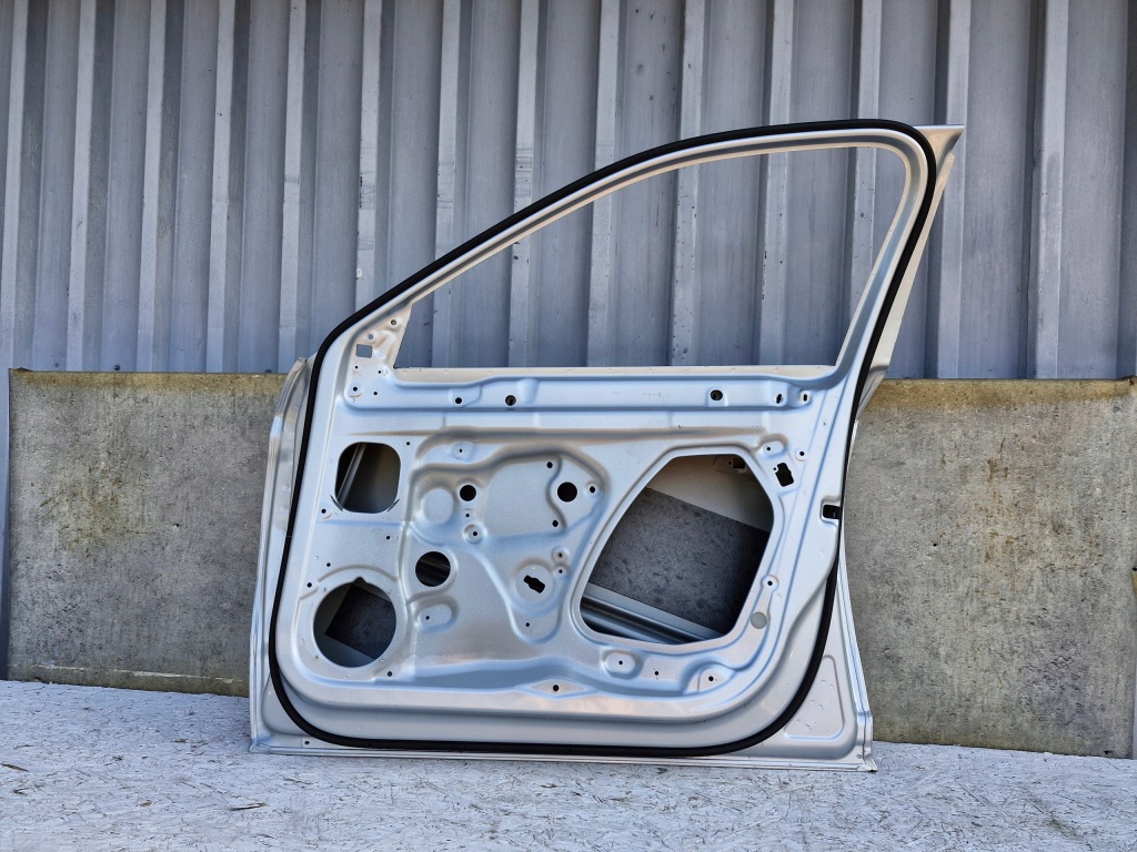 фото №6, Skoda superb iii 3v дверь правое перед передние