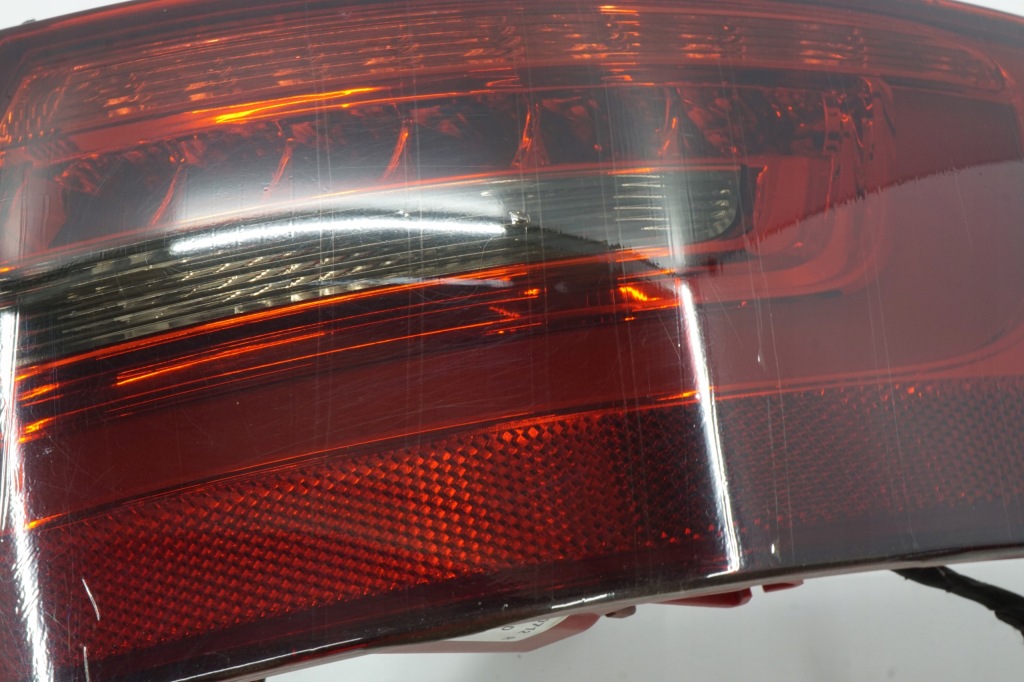 Audi a4 b8 универсал рестайлинг  12r фары задние задний led комплект przyciemnione в Украине