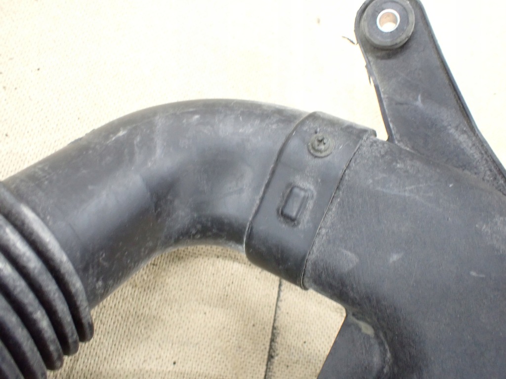 фото №11, Труба воздухозаборник воздуха 17751-21120 toyota prius ii