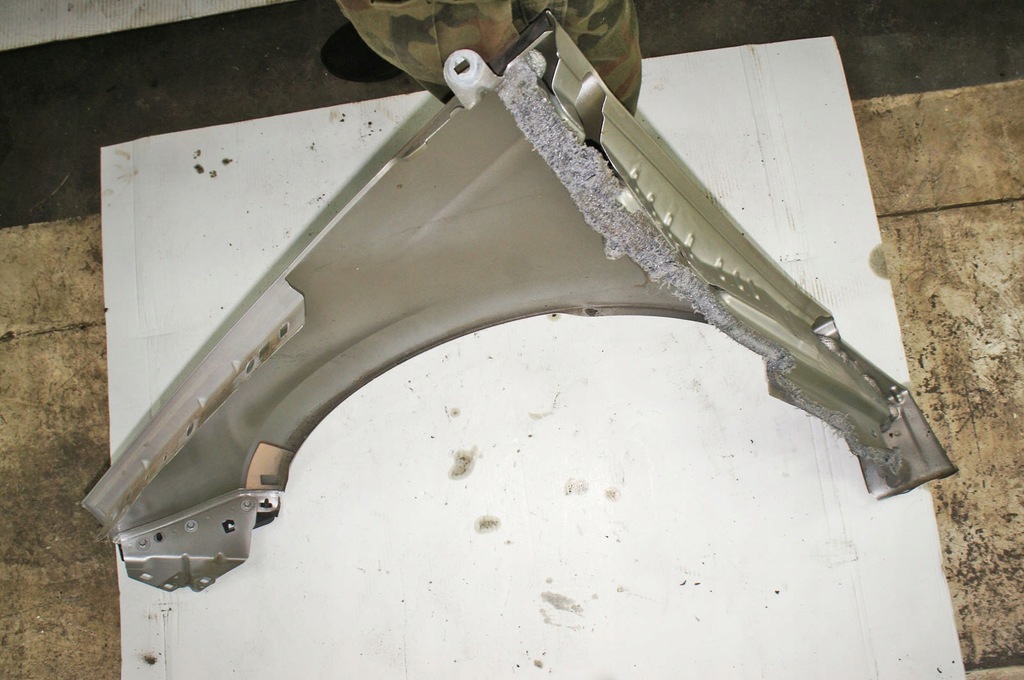 фото №8, Ui468 ford edge mk2 ^ крыло правый перед ingot silver металлик ux