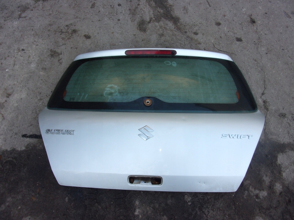 фото №1, Suzuki swift mk6 крышка багажника задняя с стекло