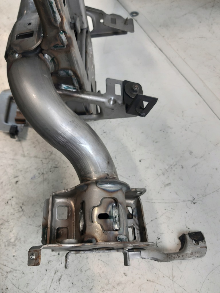 фото №14, Балка каркас консолі панелі приладової панелі peugeot 207