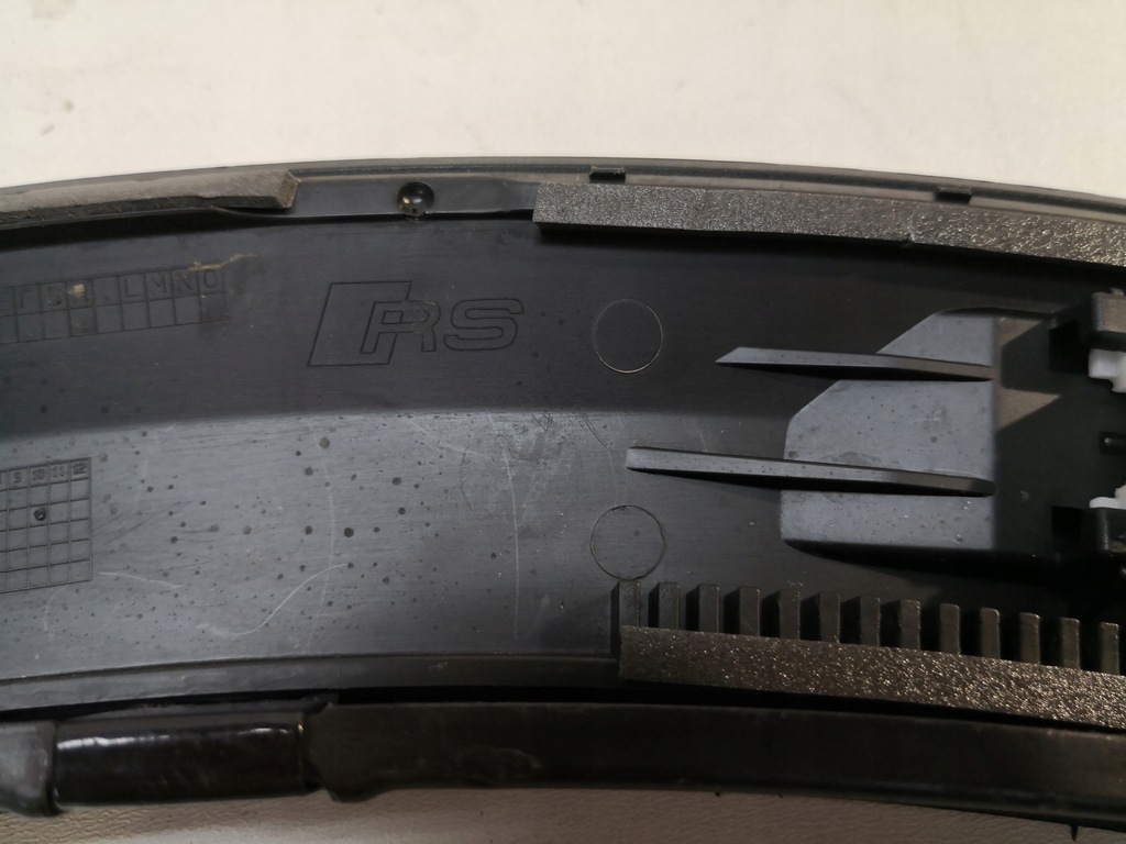 фото №8, Молдинг накладка крила audi q8 s-line rsq8 4m8 p