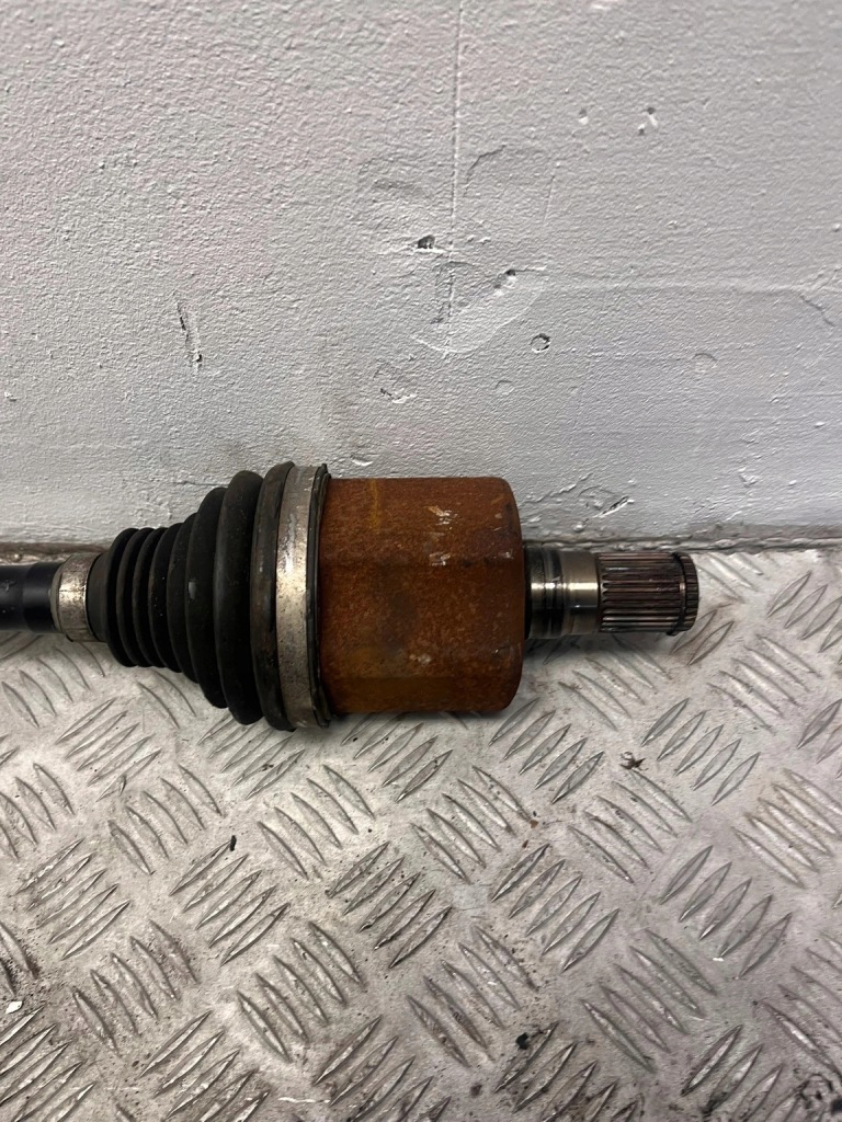 фото №4, Приводной вал левый перед volvo xc70 p31325108 org