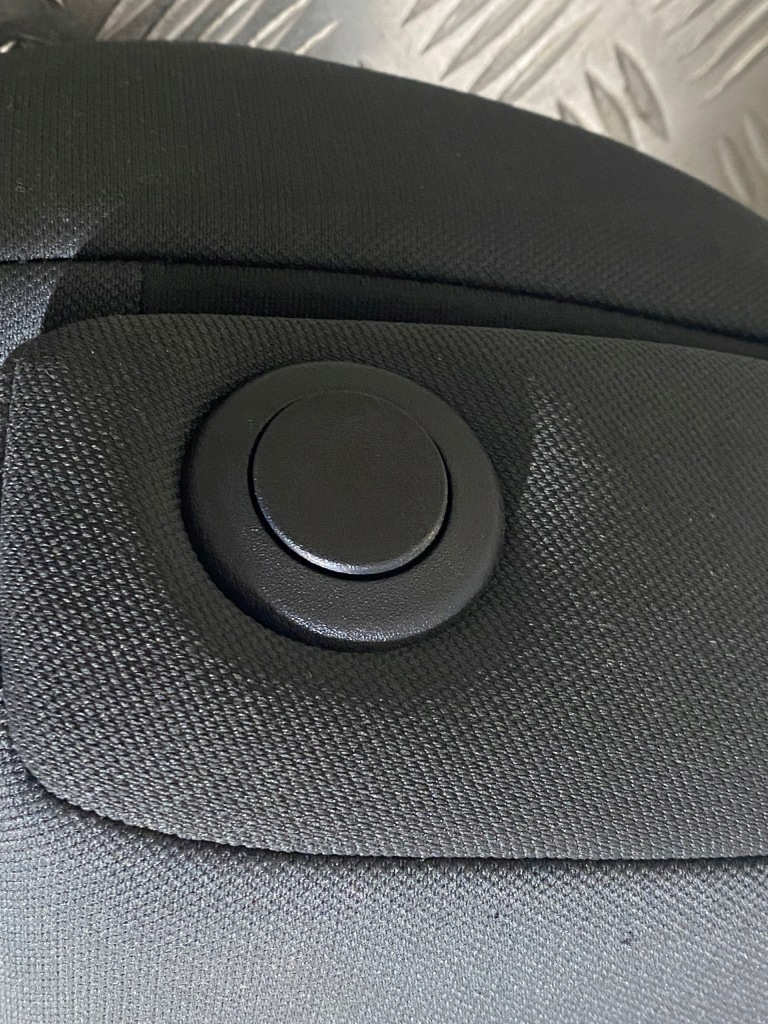 фото №7, Підголівник сидіння перед правий лівий комплект renault megane iii 3 08-