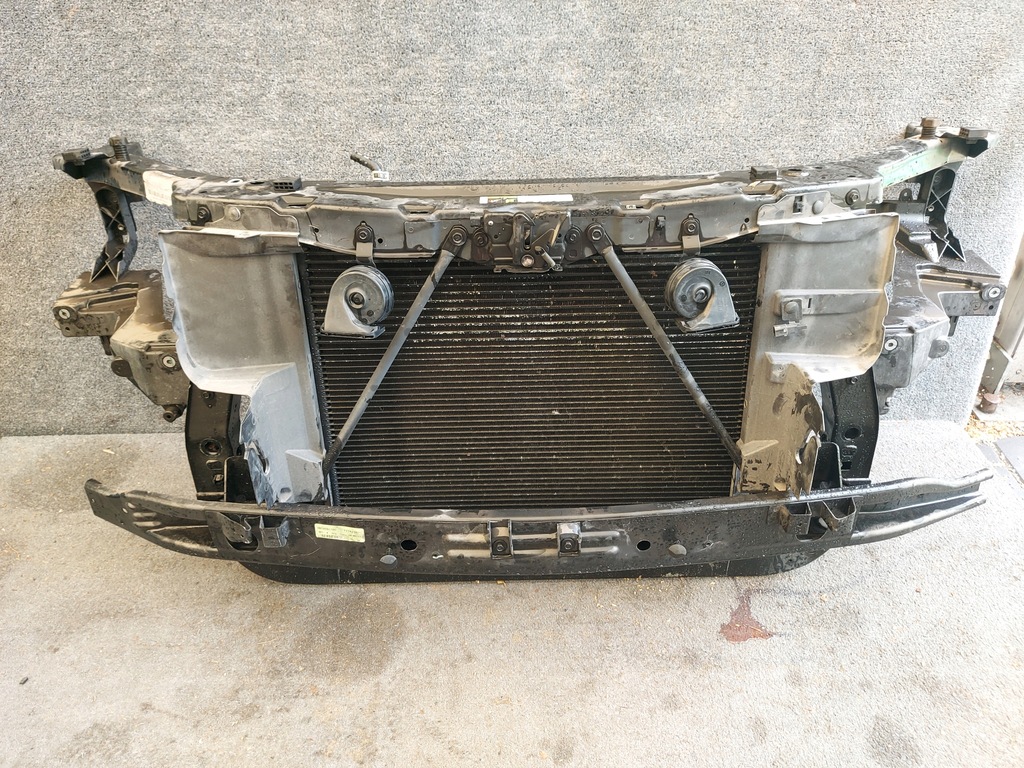 фото №1, Jeep grand cherokee wk2 передний pas радиатор 3,6