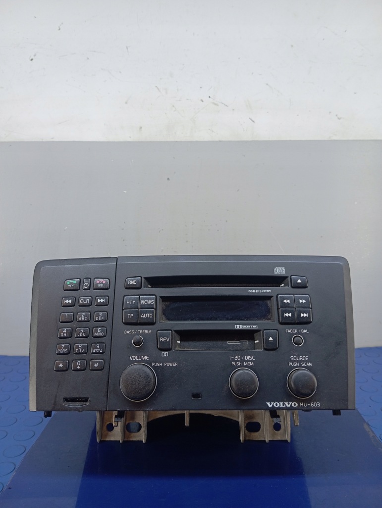 фото №2, Volvo s60 радио заводской 30657637-1