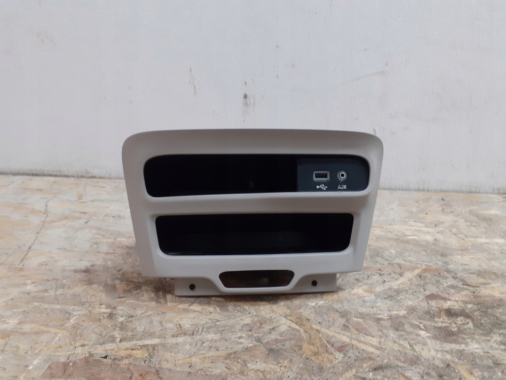 фото №1, Chrysler pacifica 16- панель usb aux 6em051d2ad