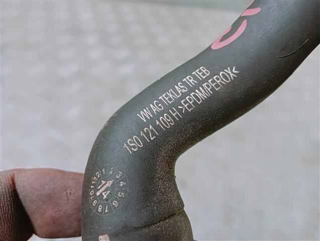 фото №4, Wąż труба wody vw up mii skoda citigo 1s0121109h