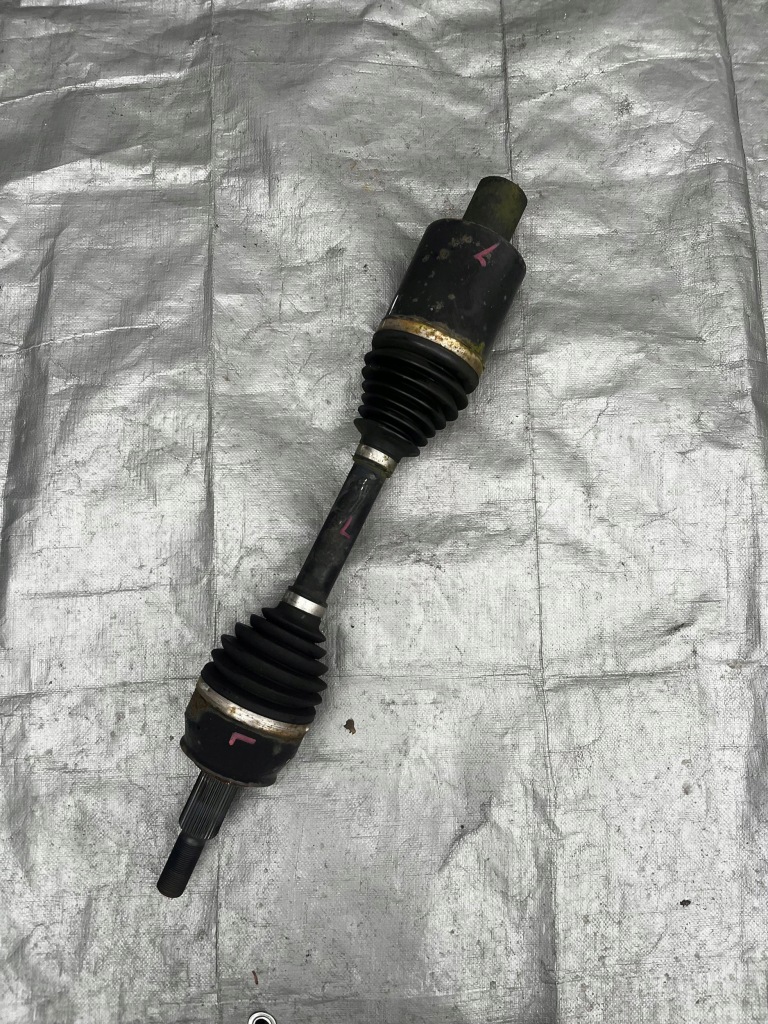 фото №3, Jeep cherokee kl приводной вал задняя