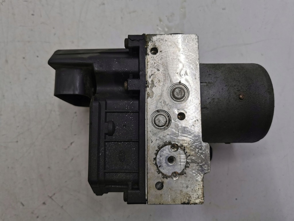 фото №5, Toyota avensis t250 2005 насос abs